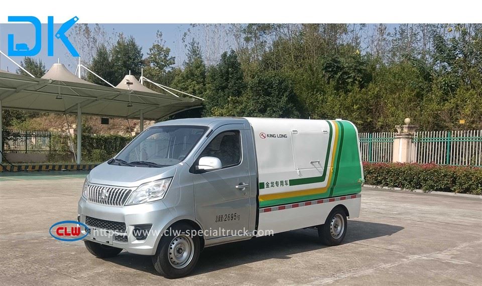 Self-dumping electric garbage truck front right
